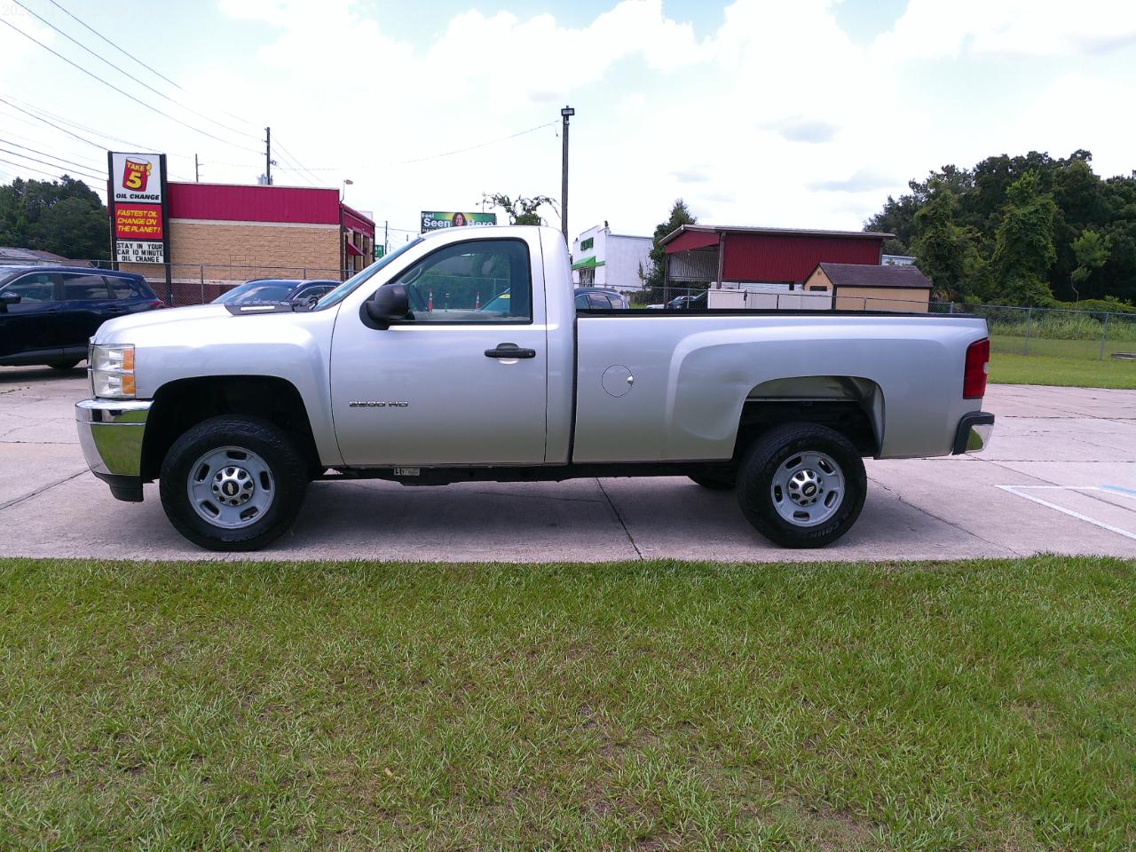 Chevrolet Silverado 2500HD Work Truck Long Box 2WD 2011
