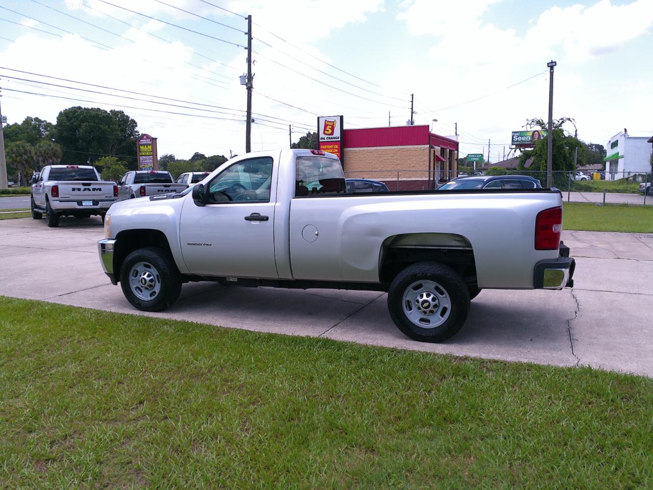 Chevrolet Silverado 2500HD Work Truck Long Box 2WD 2011