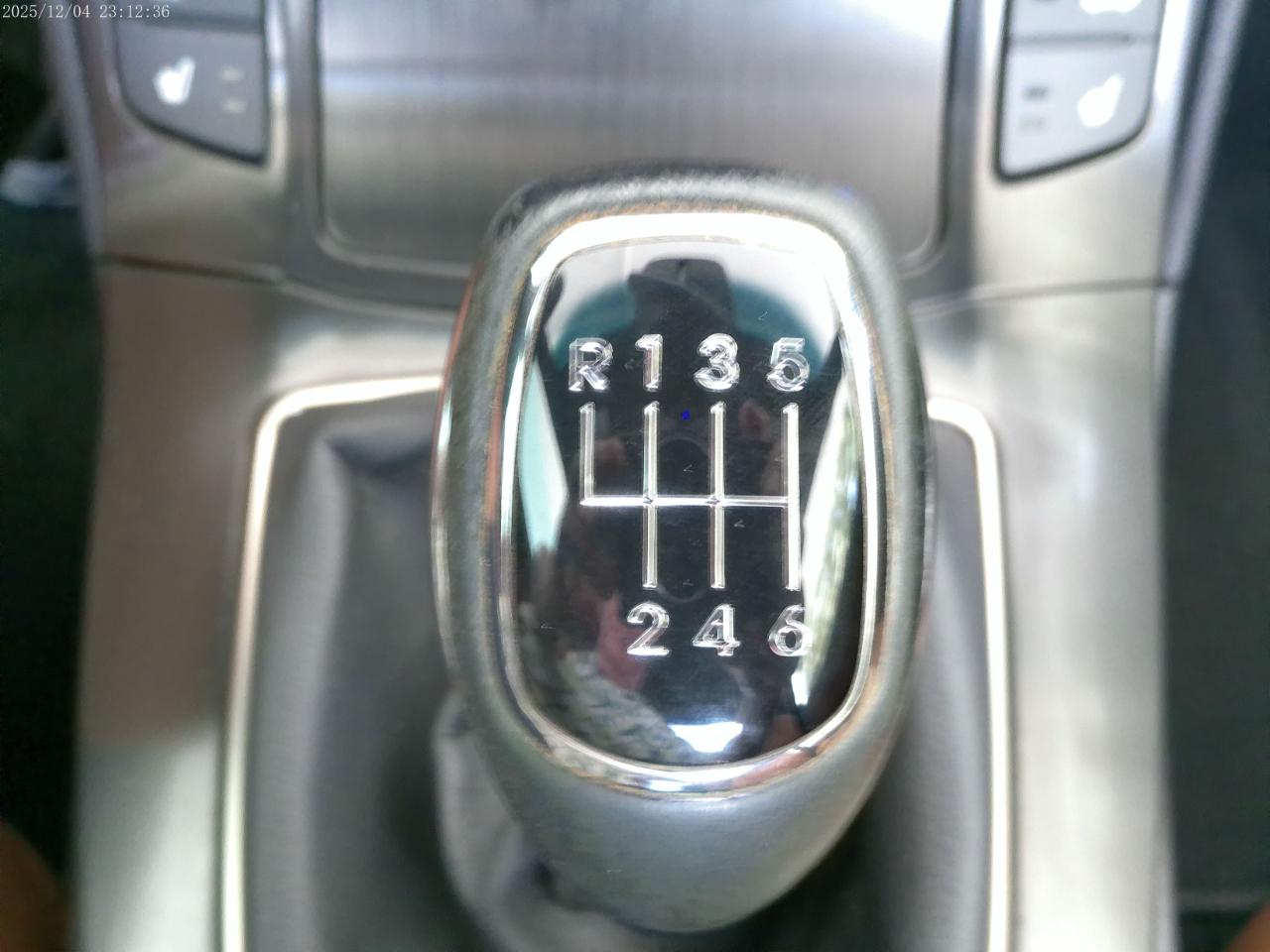 Hyundai Genesis Coupe 3.8 Ultimate 6MT 2015