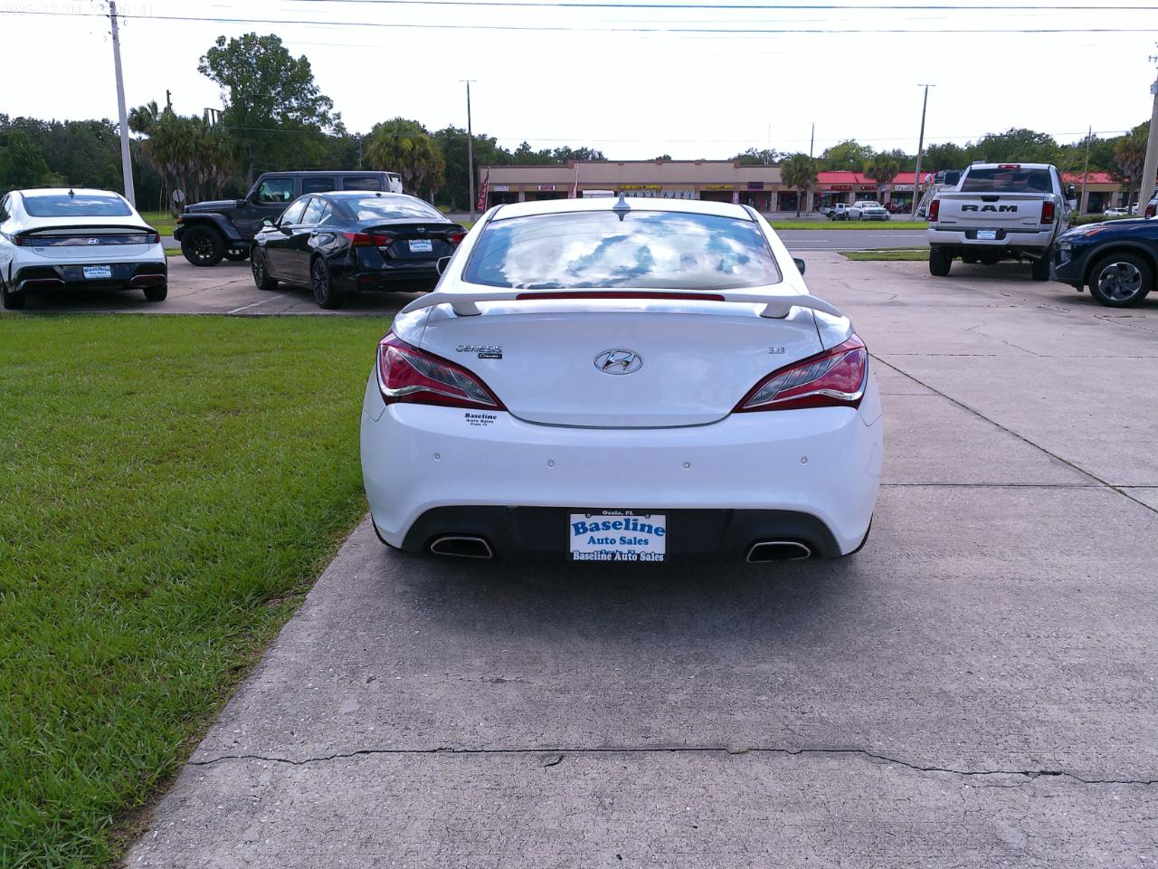 Hyundai Genesis Coupe 3.8 Ultimate 6MT 2015