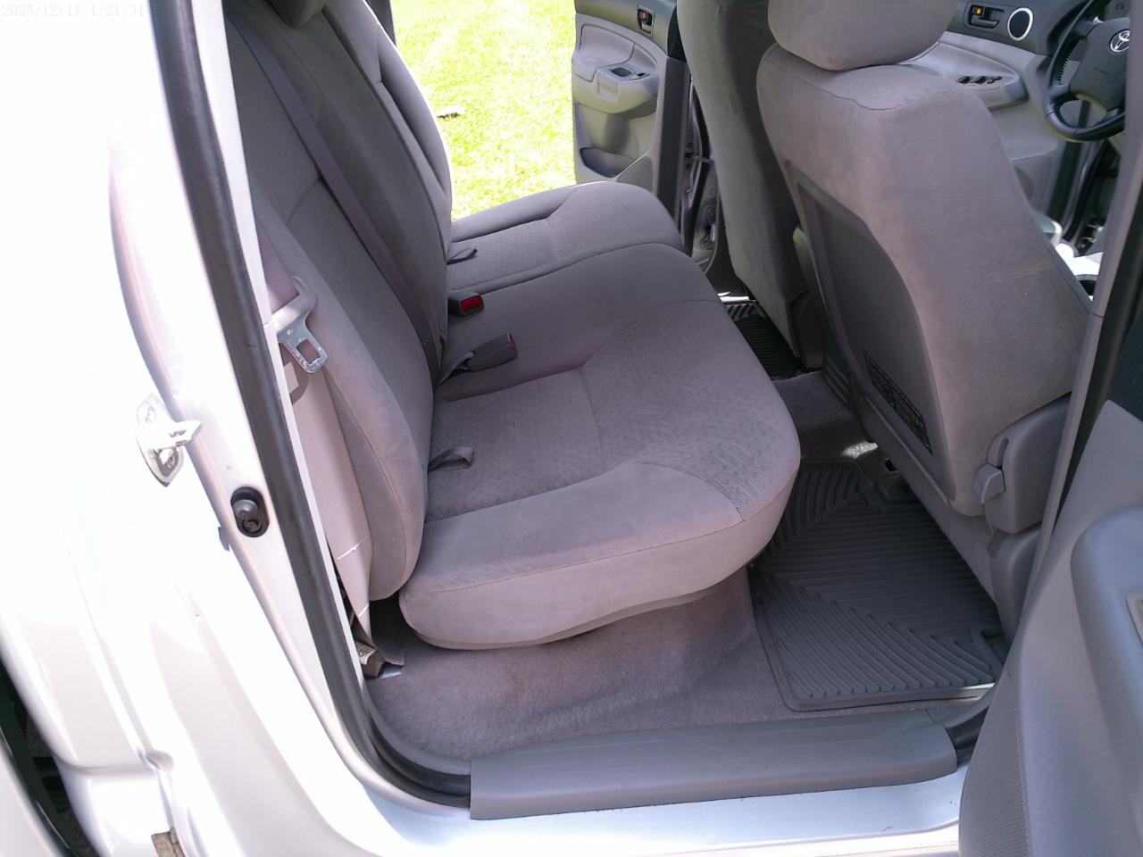 Toyota Tacoma PreRunner Double Cab V6 Auto 2WD 2006