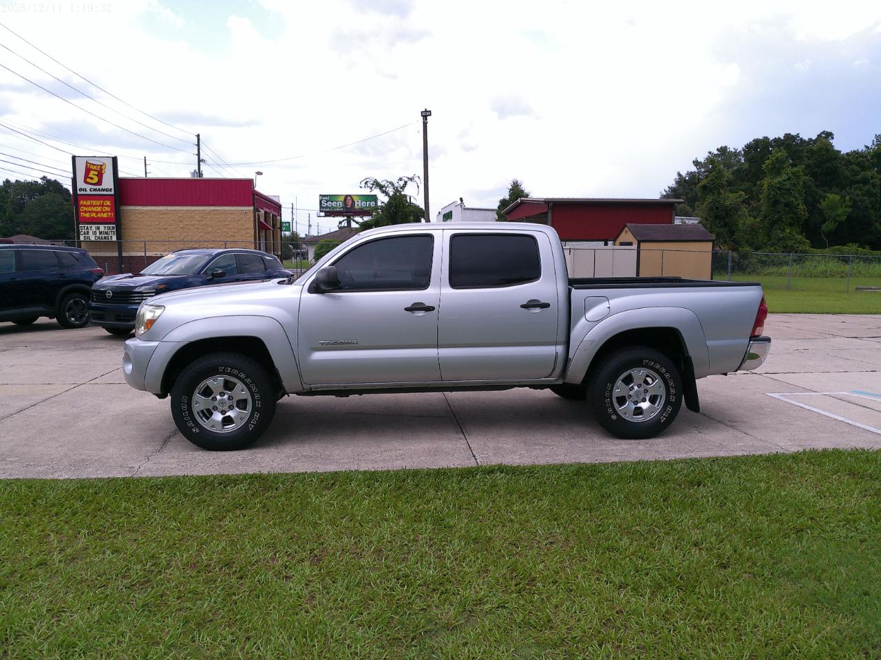 Toyota Tacoma PreRunner Double Cab V6 Auto 2WD 2006