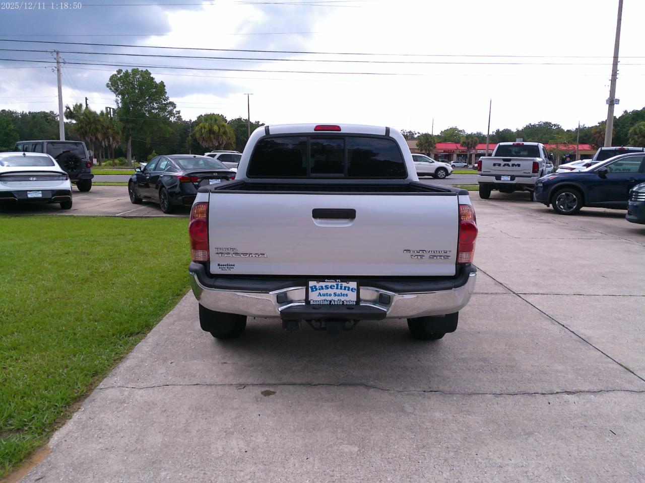 Toyota Tacoma PreRunner Double Cab V6 Auto 2WD 2006