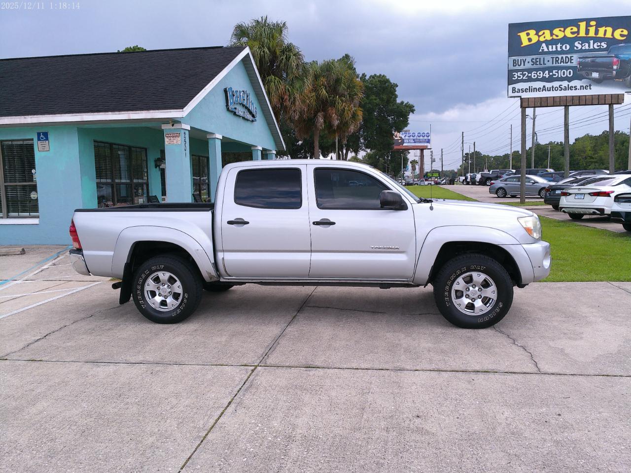 Toyota Tacoma PreRunner Double Cab V6 Auto 2WD 2006