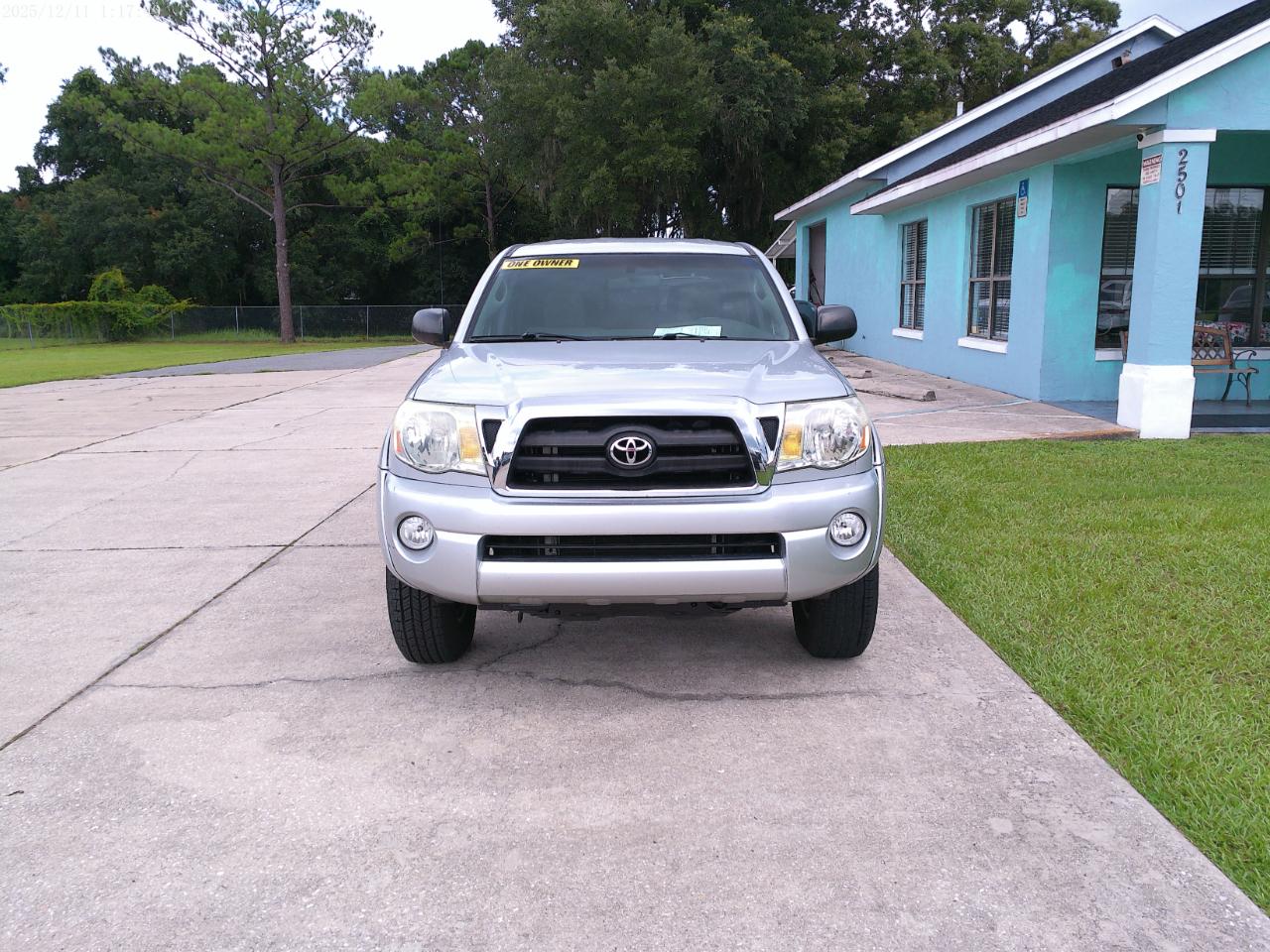Toyota Tacoma PreRunner Double Cab V6 Auto 2WD 2006
