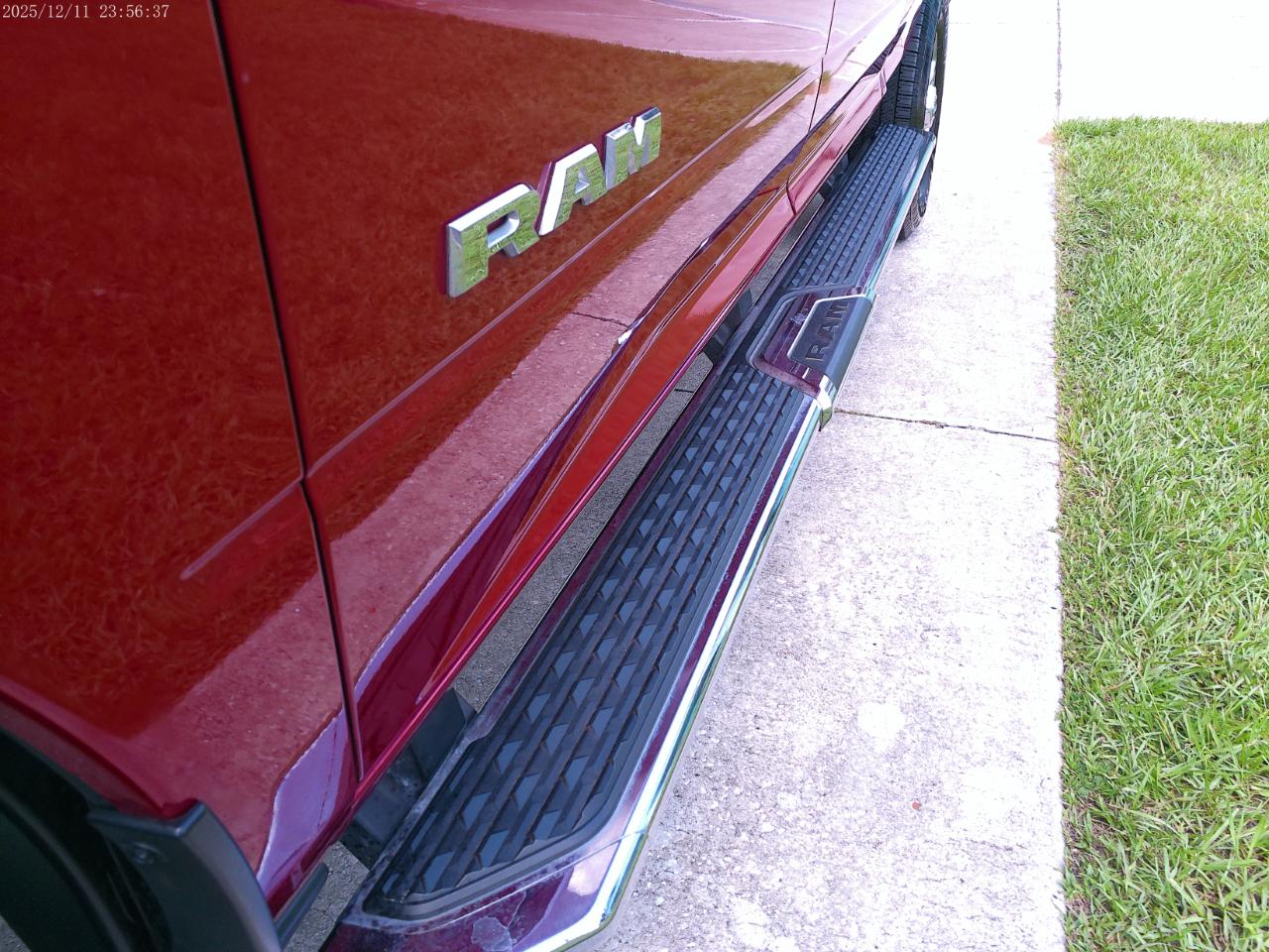 RAM 2500 Big Horn Crew Cab 4WD SWB 2026