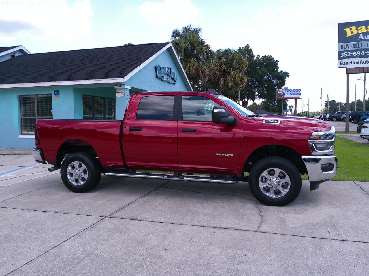RAM 2500 Big Horn Crew Cab 4WD SWB 2026