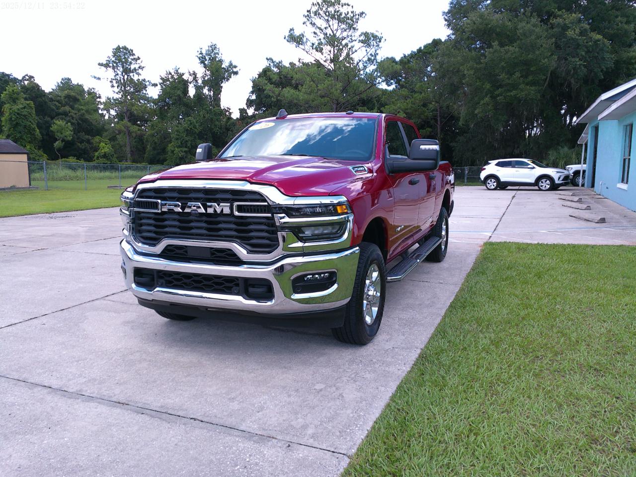 RAM 2500 Big Horn Crew Cab 4WD SWB 2026