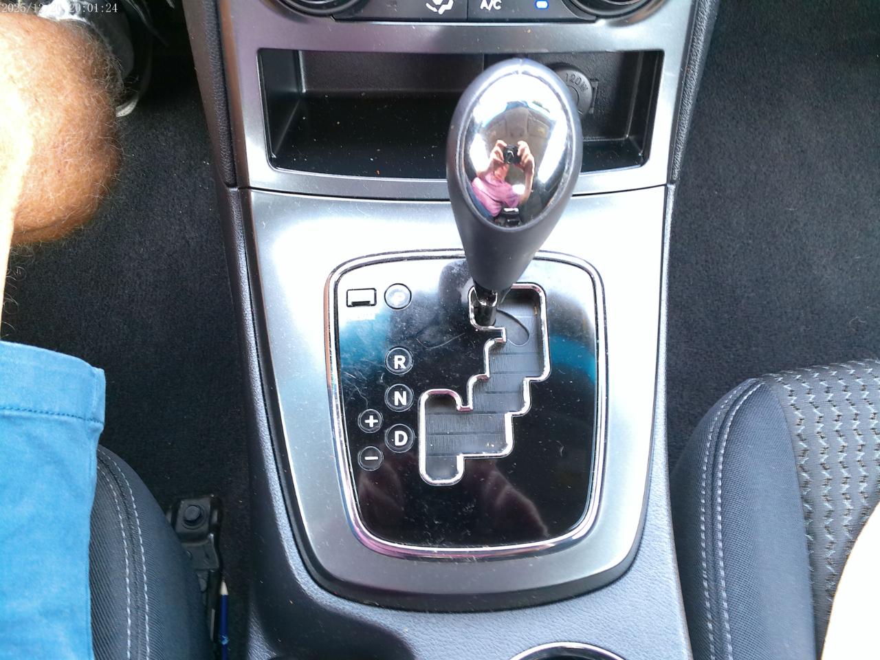 Hyundai Genesis Coupe 2.0T Premium Auto 2011