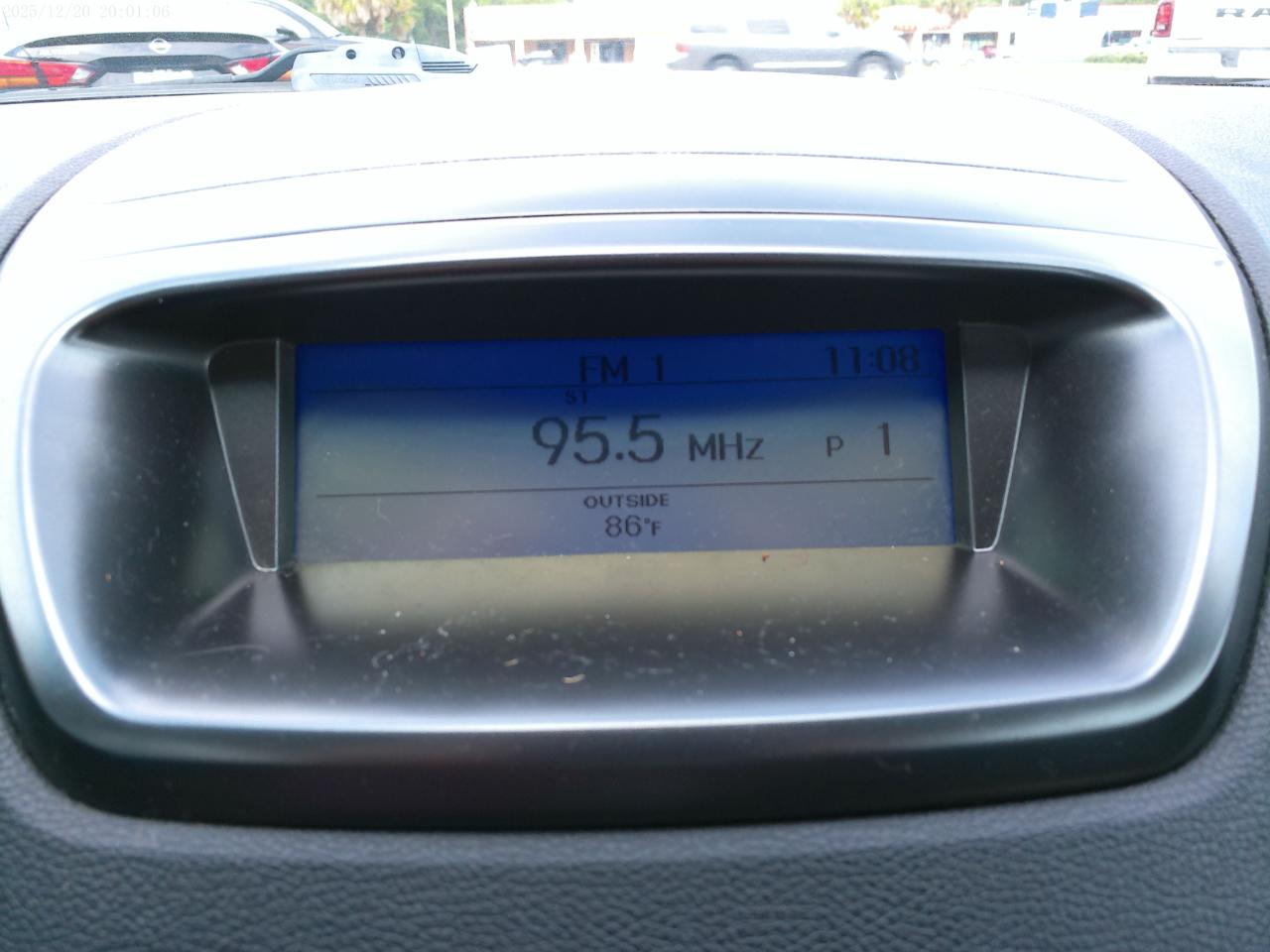 Hyundai Genesis Coupe 2.0T Premium Auto 2011