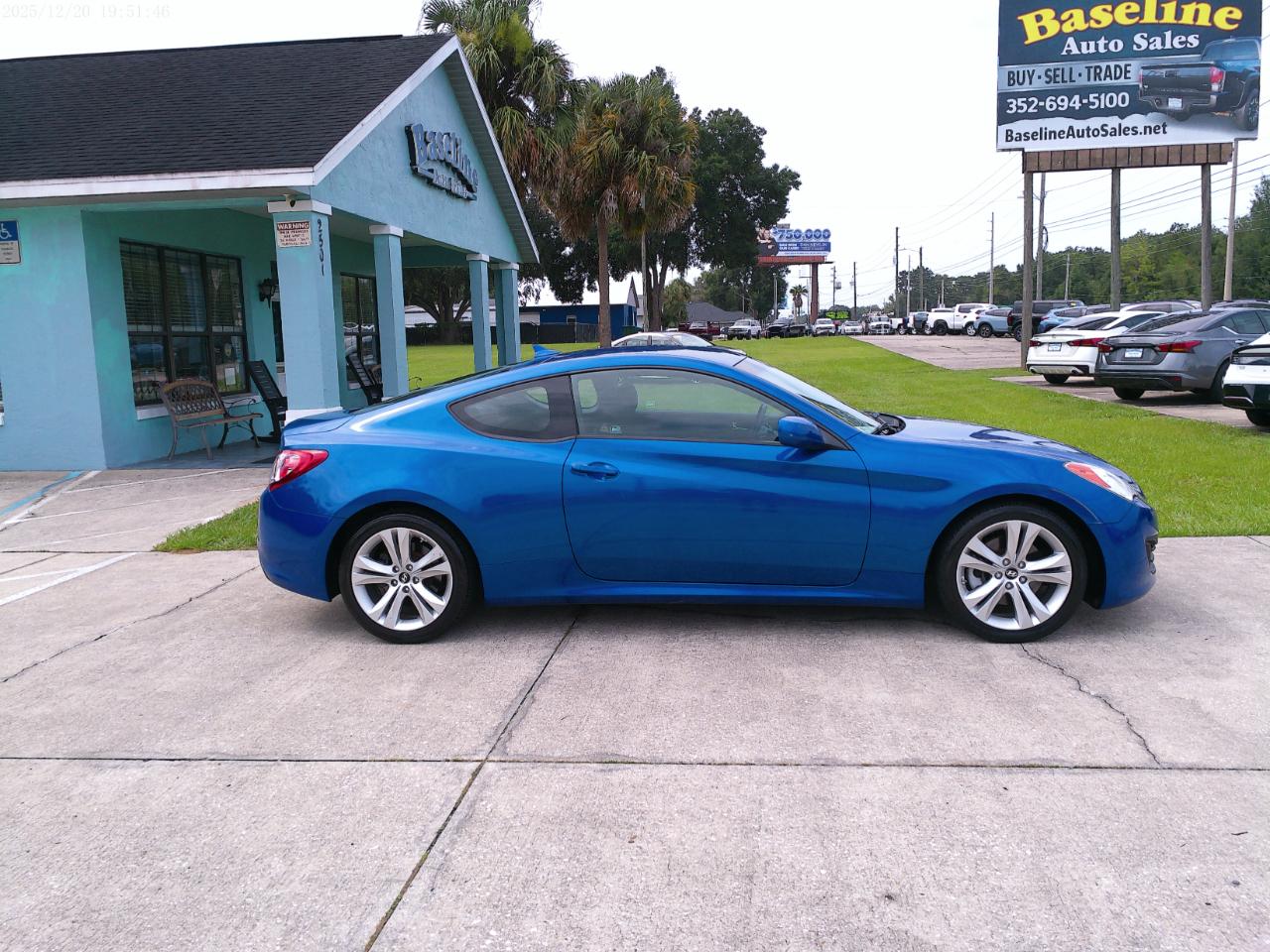Hyundai Genesis Coupe 2.0T Premium Auto 2011