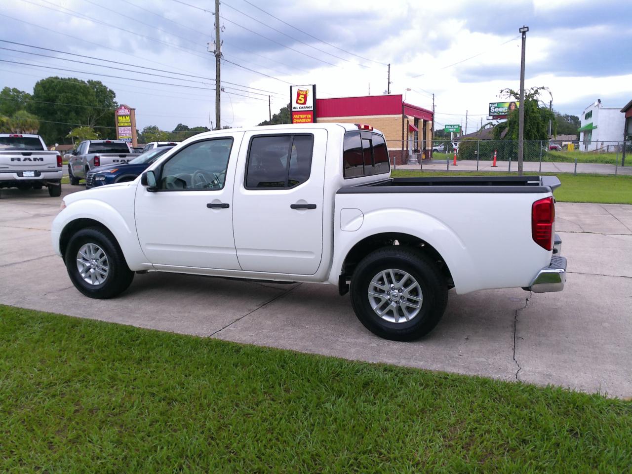 Nissan Frontier  2019