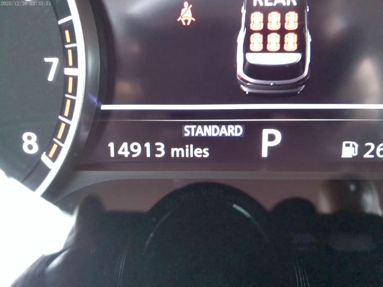Nissan Pathfinder SV 2025