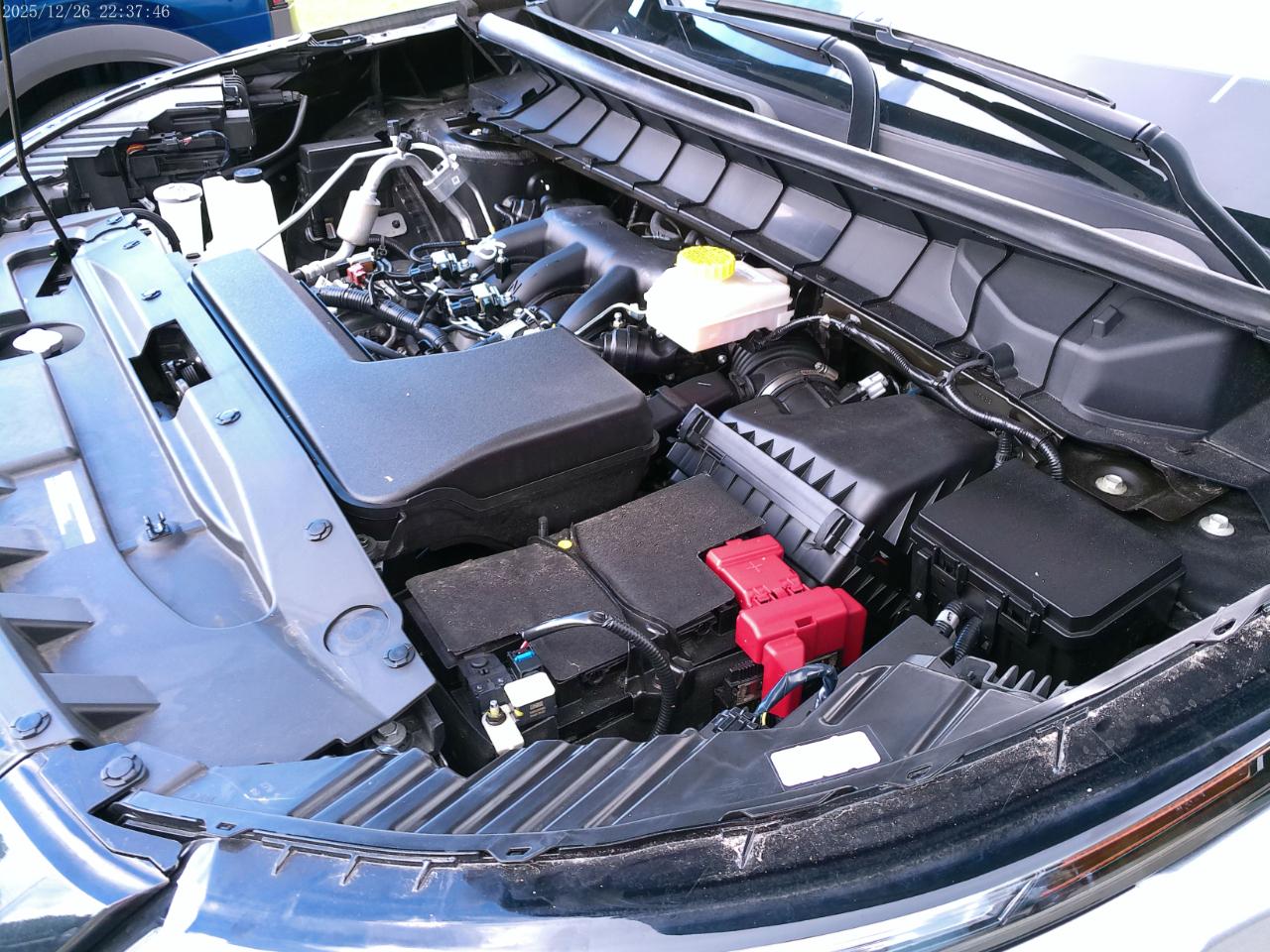 Nissan Pathfinder SV 2025
