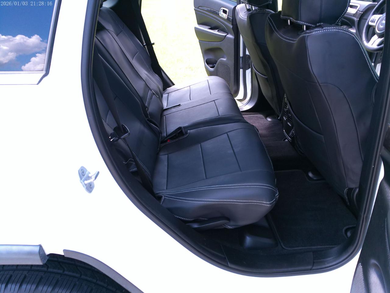 Jeep Grand Cherokee Laredo 2WD 2013