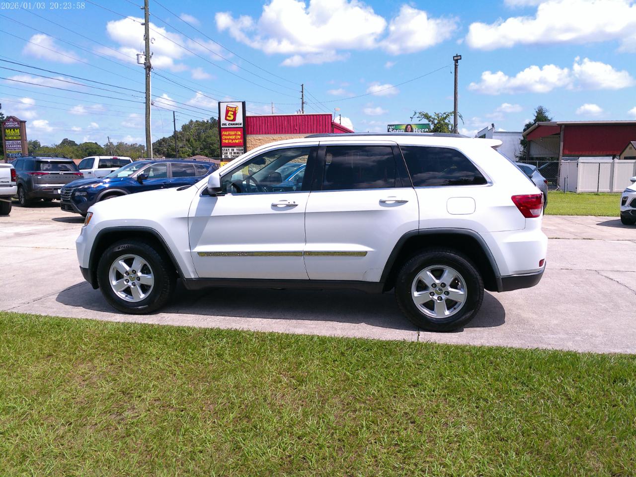 Jeep Grand Cherokee Laredo 2WD 2013
