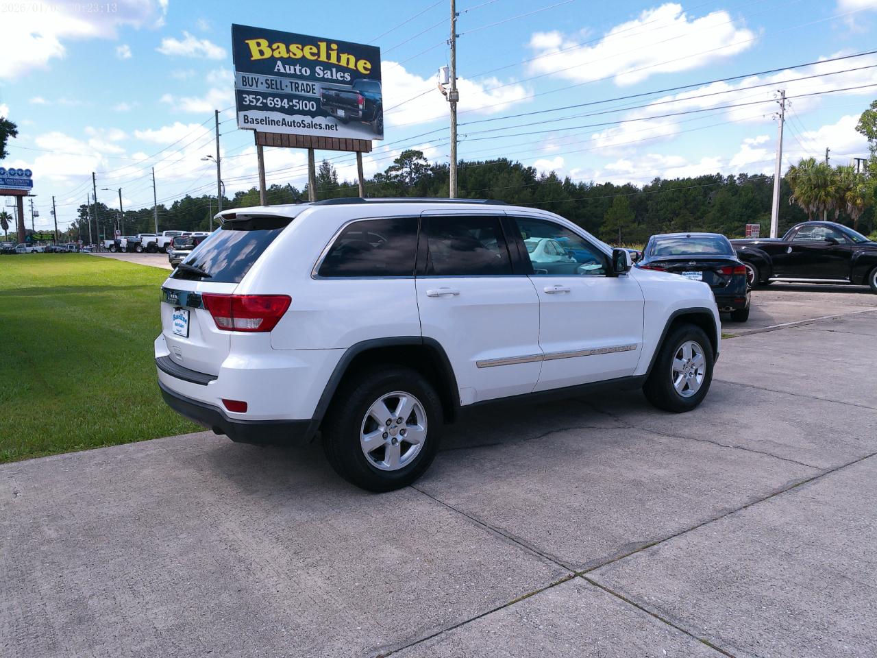 Jeep Grand Cherokee Laredo 2WD 2013