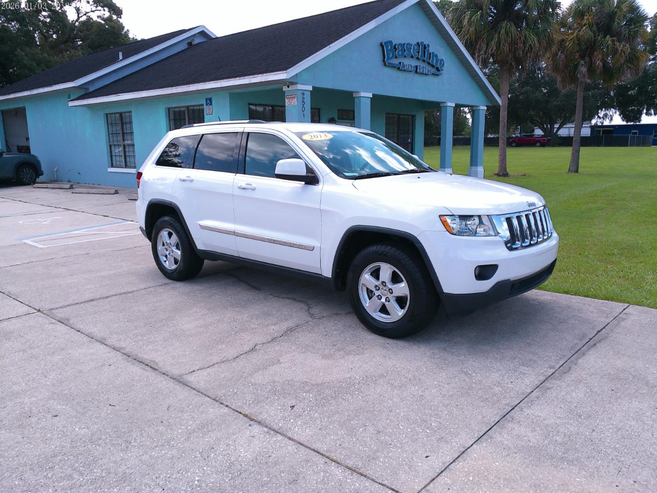 Jeep Grand Cherokee Laredo 2WD 2013