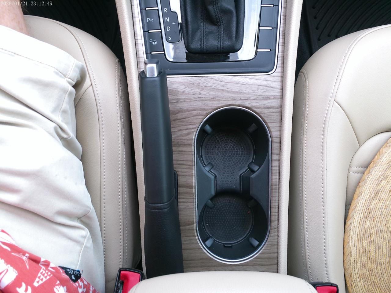 Volkswagen Passat SEL Premium 2018