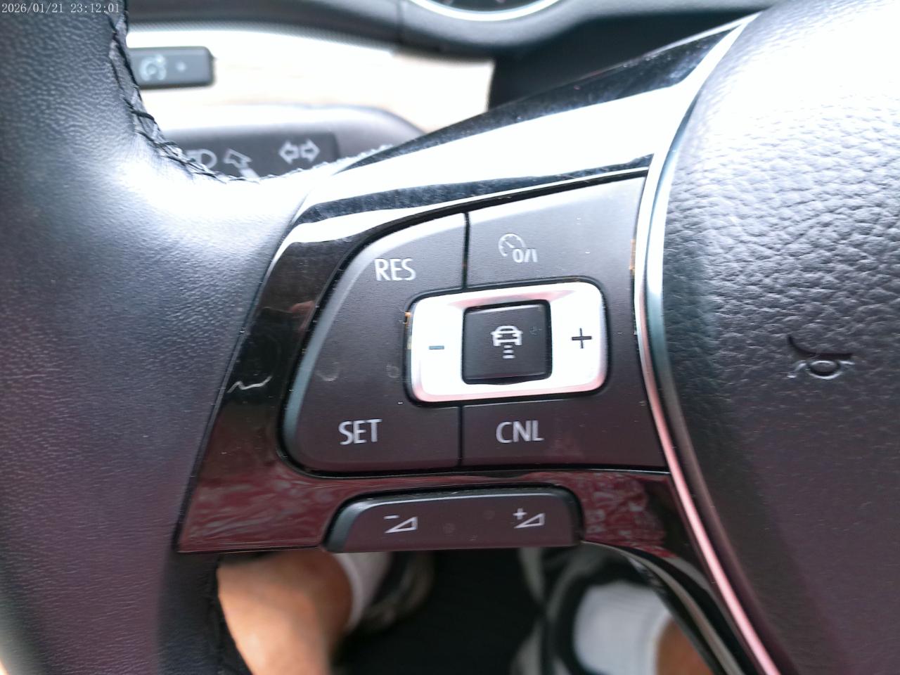 Volkswagen Passat SEL Premium 2018