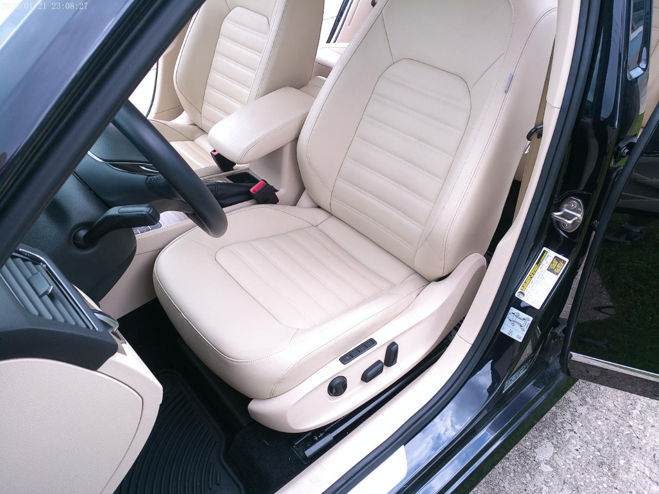 Volkswagen Passat SEL Premium 2018