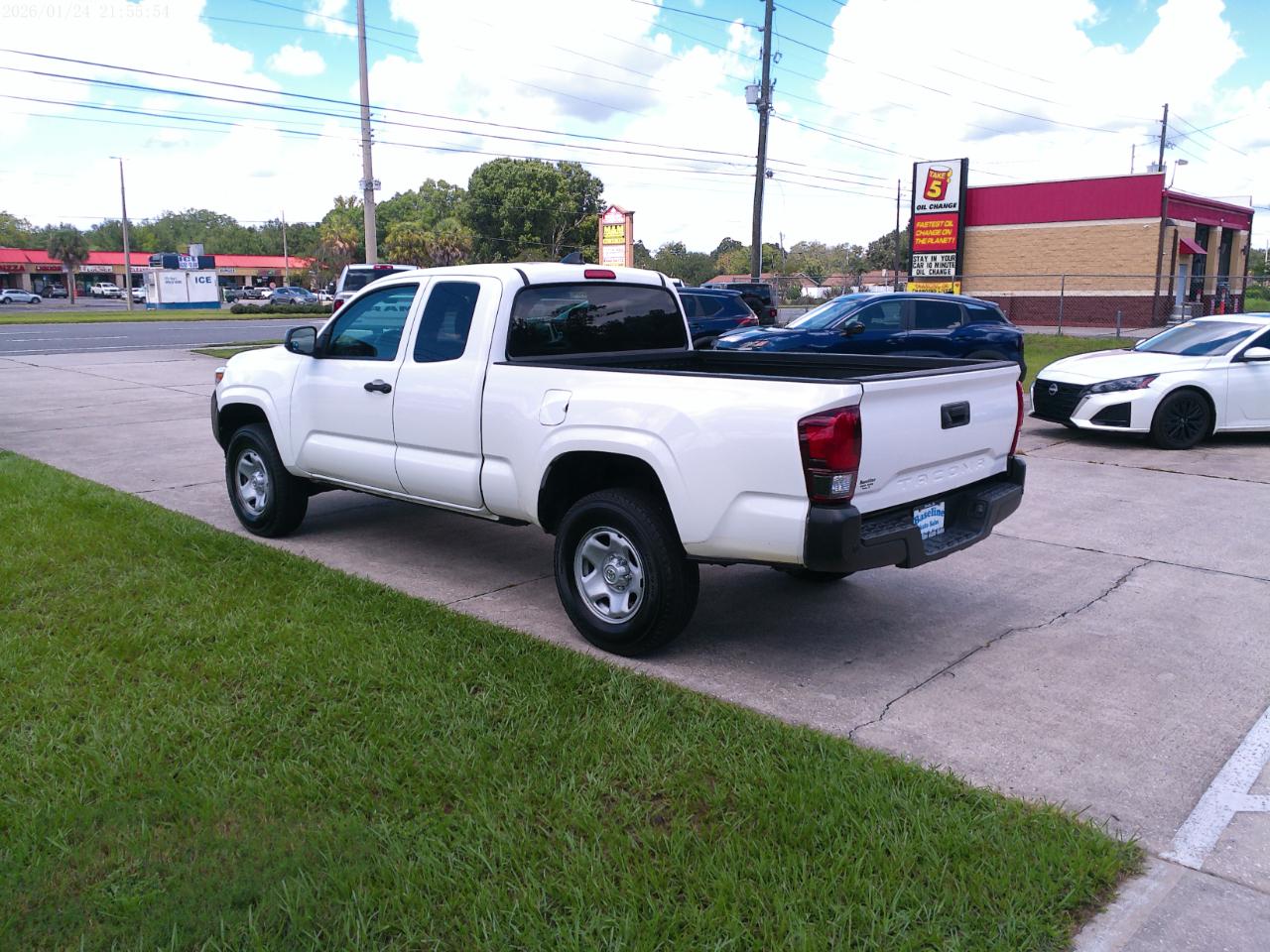 Toyota Tacoma SR Access Cab 2WD at 2021
