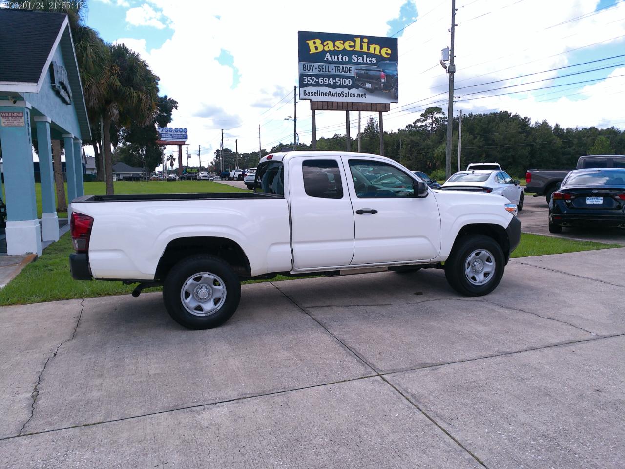 Toyota Tacoma SR Access Cab 2WD at 2021