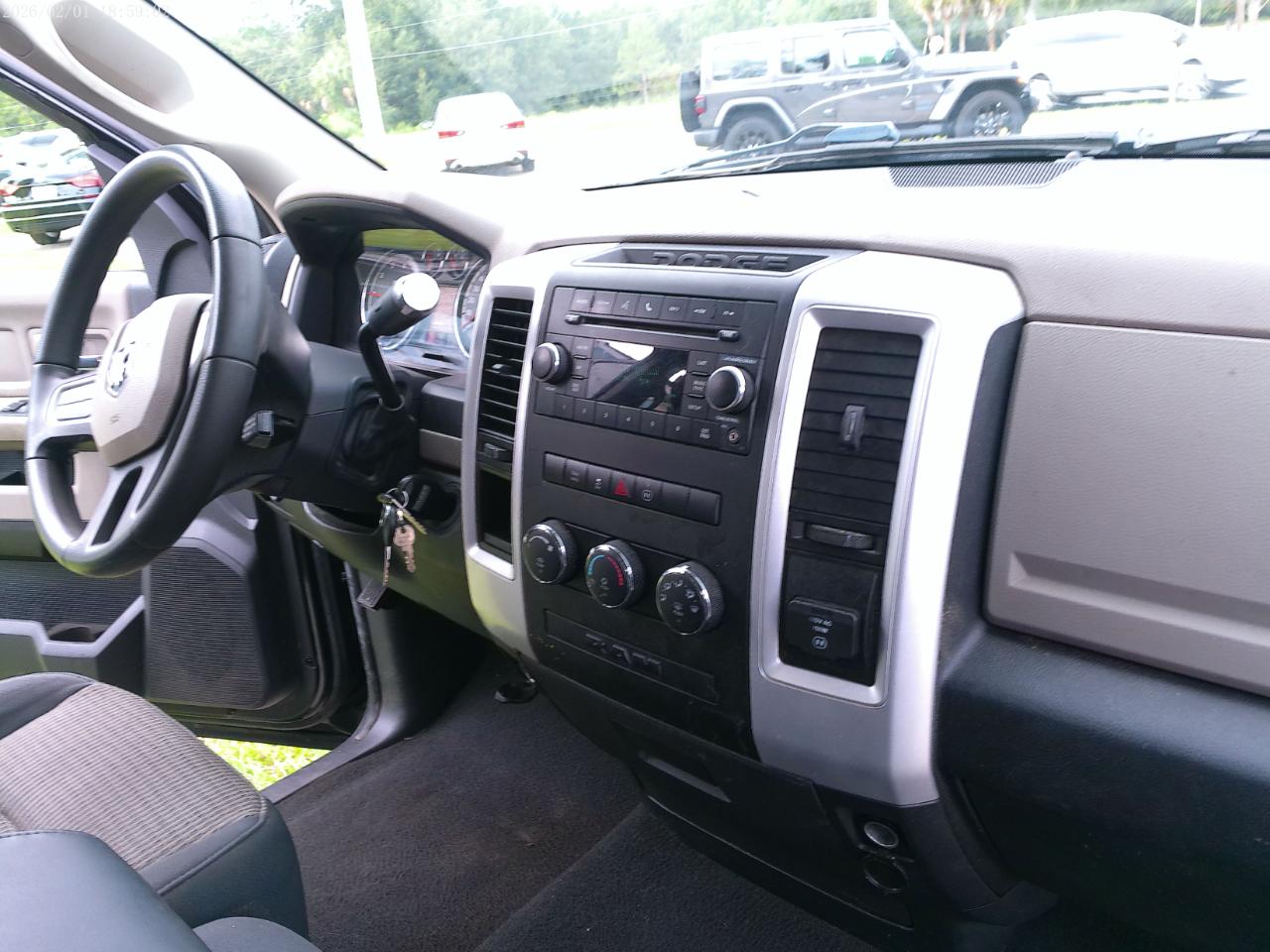 RAM 1500 SLT Quad Cab 2WD 2010
