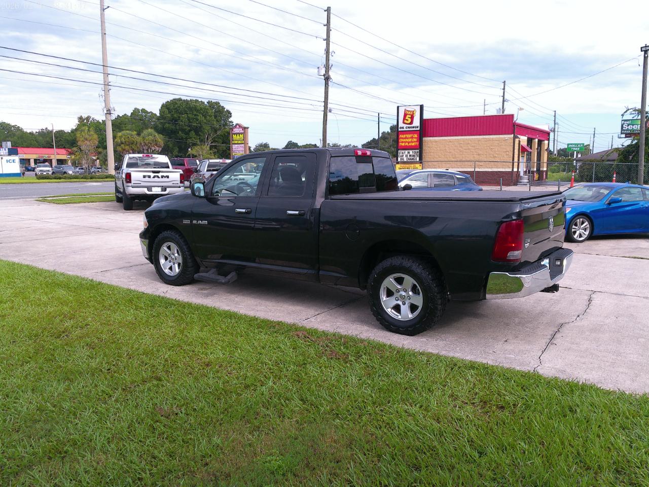 RAM 1500 SLT Quad Cab 2WD 2010