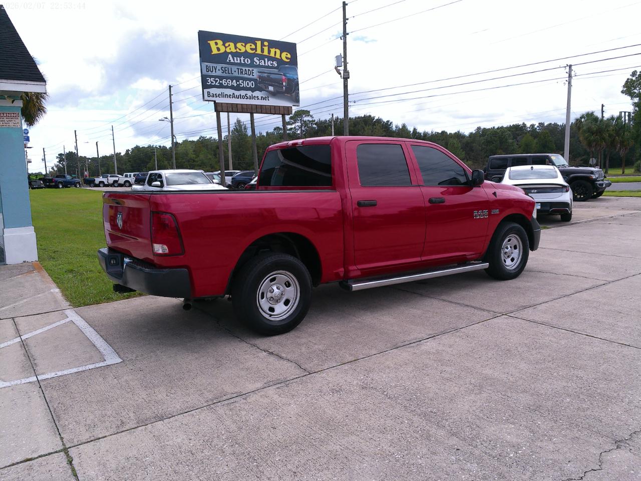 RAM 1500 Tradesman Crew Cab SWB 2WD 2013