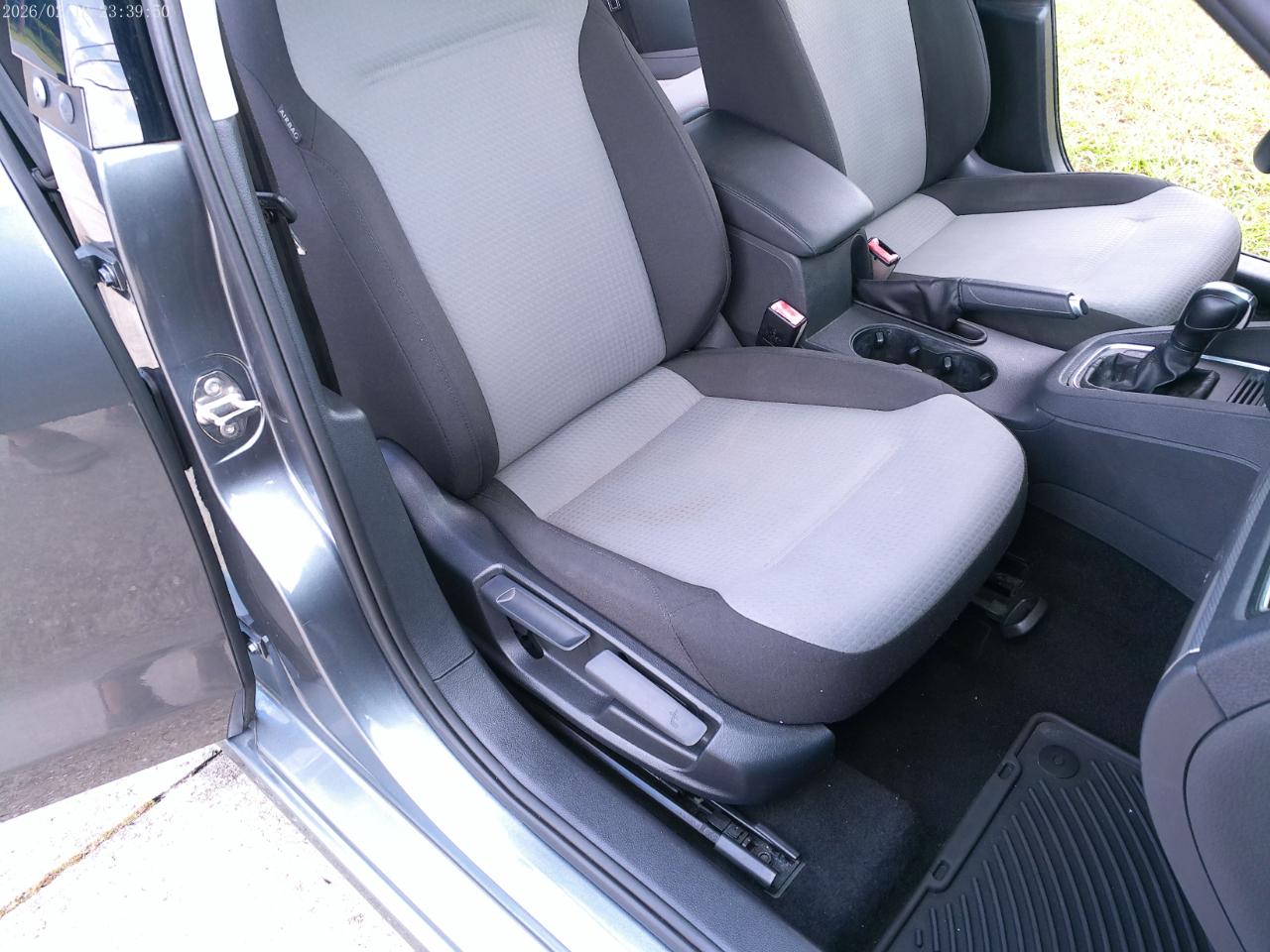 Volkswagen Jetta 1.4T S 6A 2018