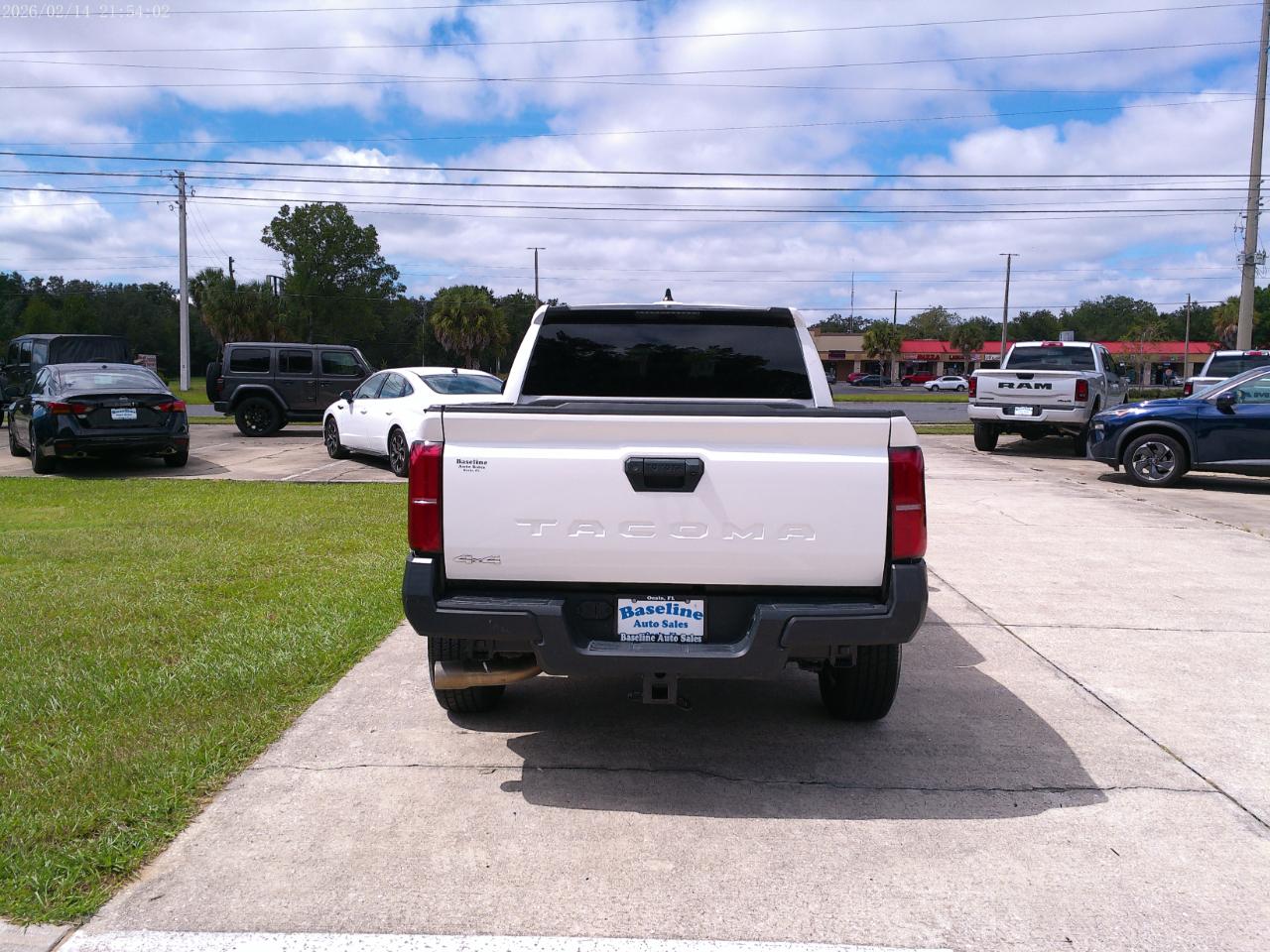 Toyota Tacoma SR Double Cab 4WD 2024