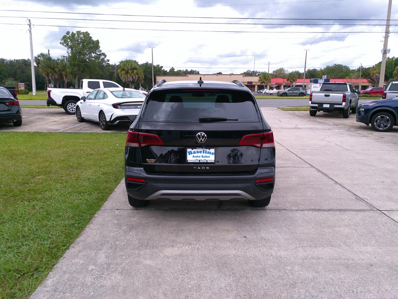 Volkswagen Taos S 2023