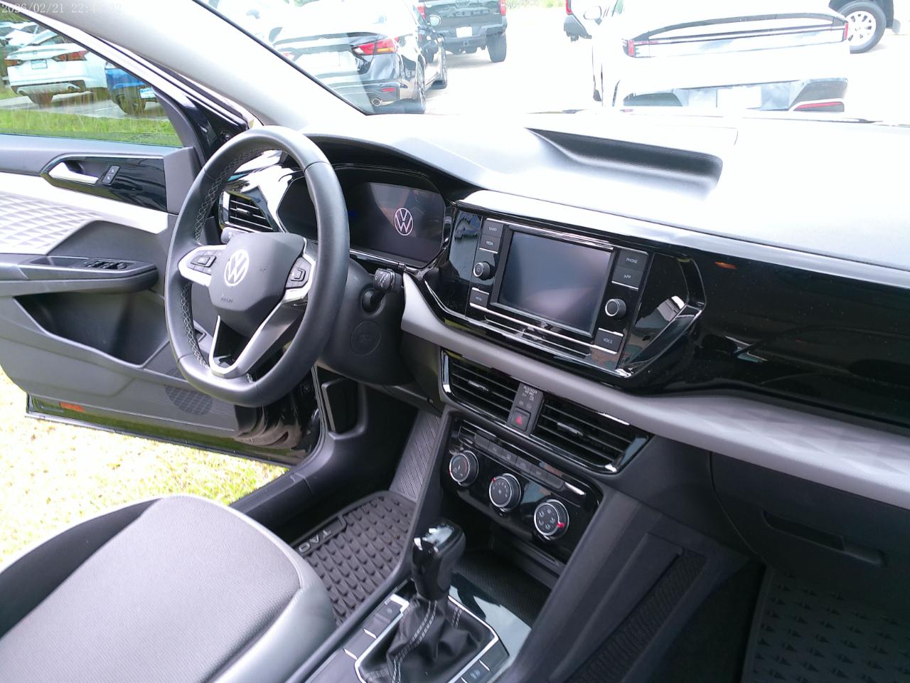 Volkswagen Taos S 2023