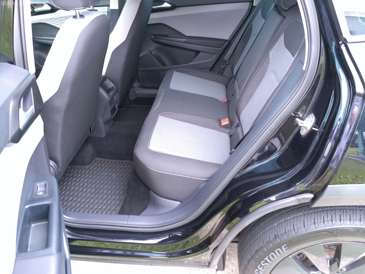 Volkswagen Taos S 2023