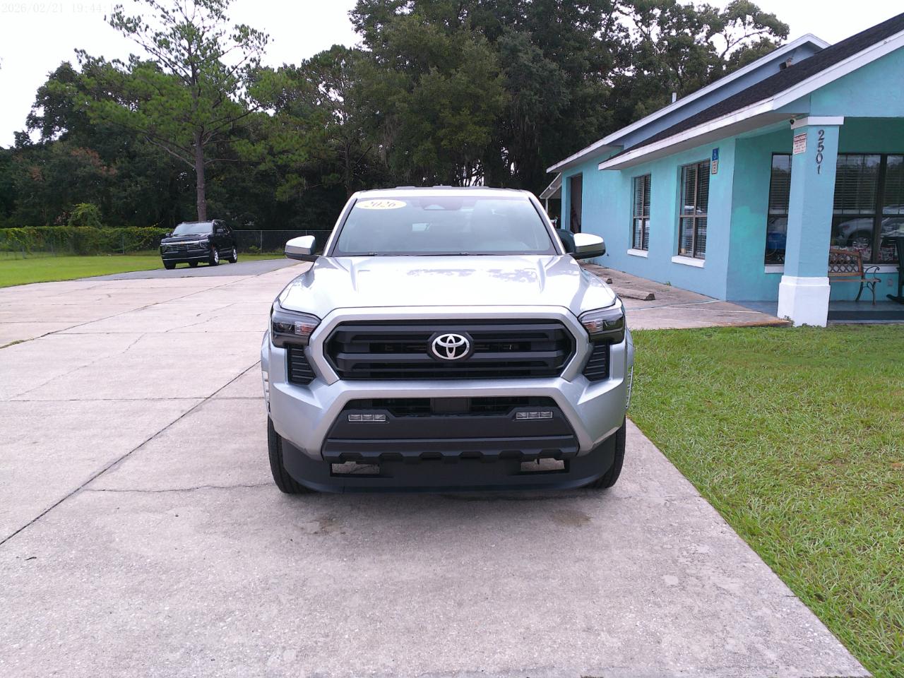 Toyota Tacoma SR5 Double Cab 5' Bed I4 4x2 AT (Natl) 2026