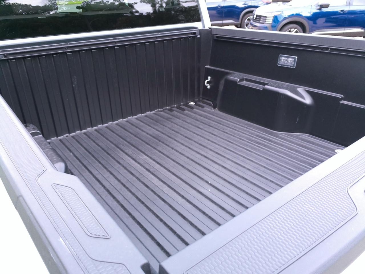 Toyota Tacoma SR5 Double Cab 5' Bed I4 4x2 AT (Natl) 2026