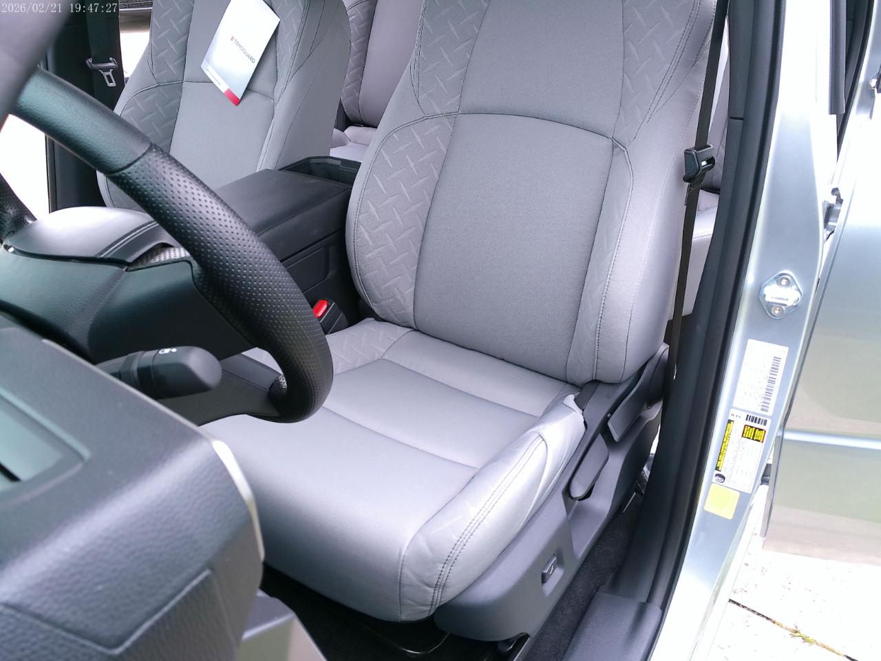 Toyota Tacoma SR5 Double Cab 5' Bed I4 4x2 AT (Natl) 2026