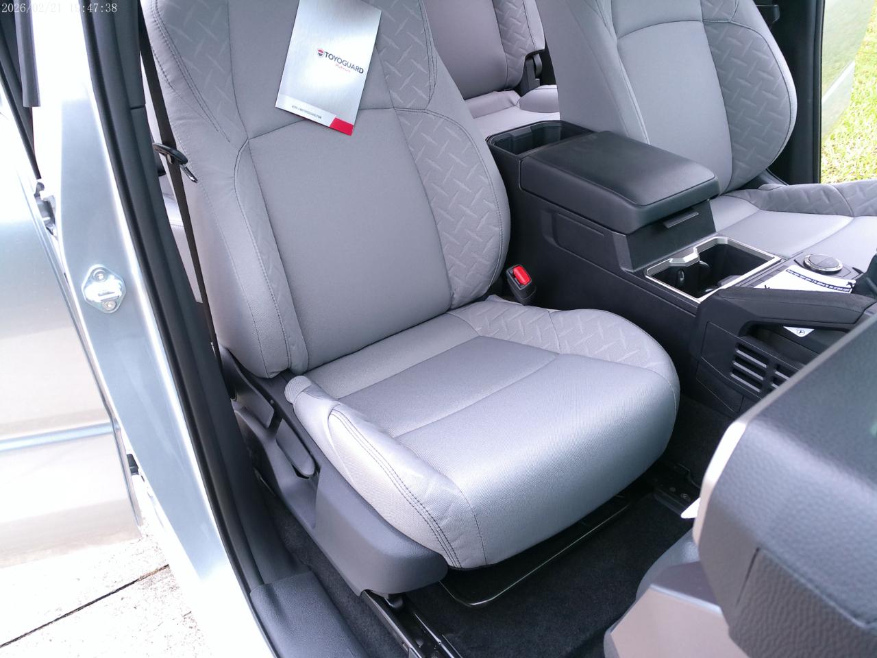 Toyota Tacoma SR5 Double Cab 5' Bed I4 4x2 AT (Natl) 2026