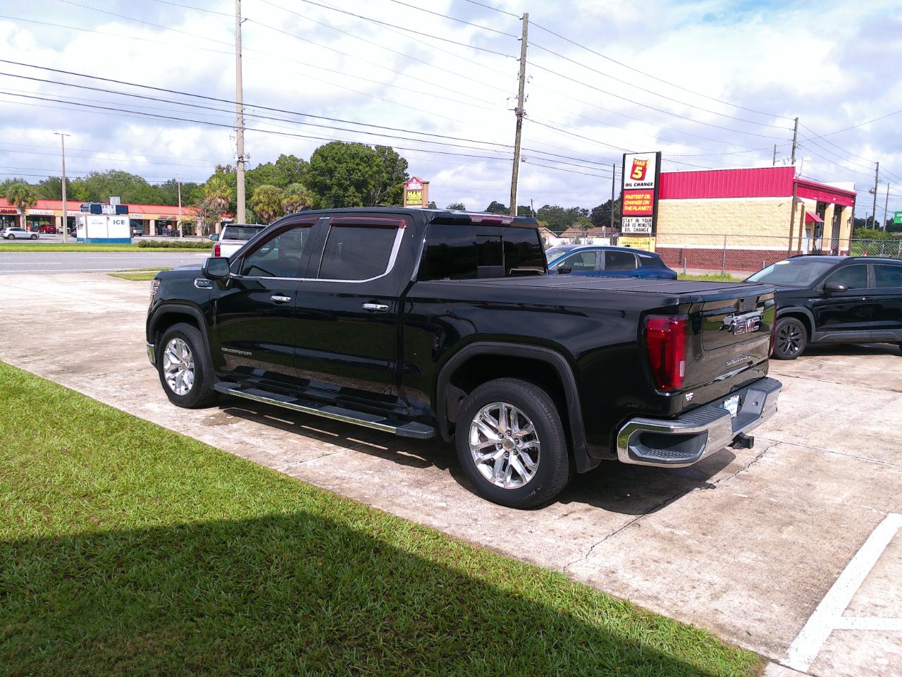 GMC Sierra 1500 SLT Crew Cab Short Box 2WD 2019