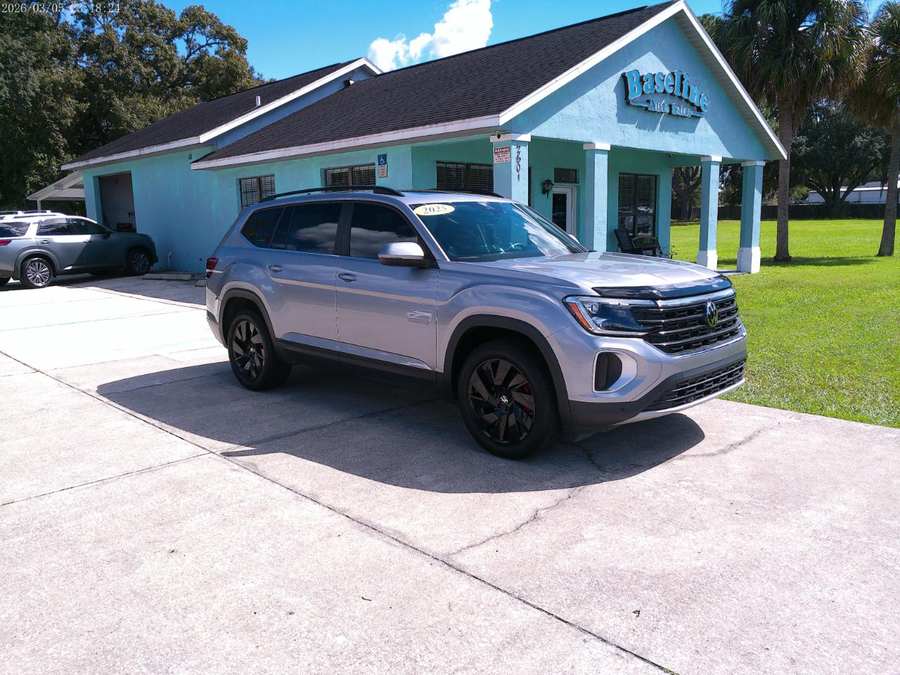 Volkswagen Atlas SE w/Technology 2025