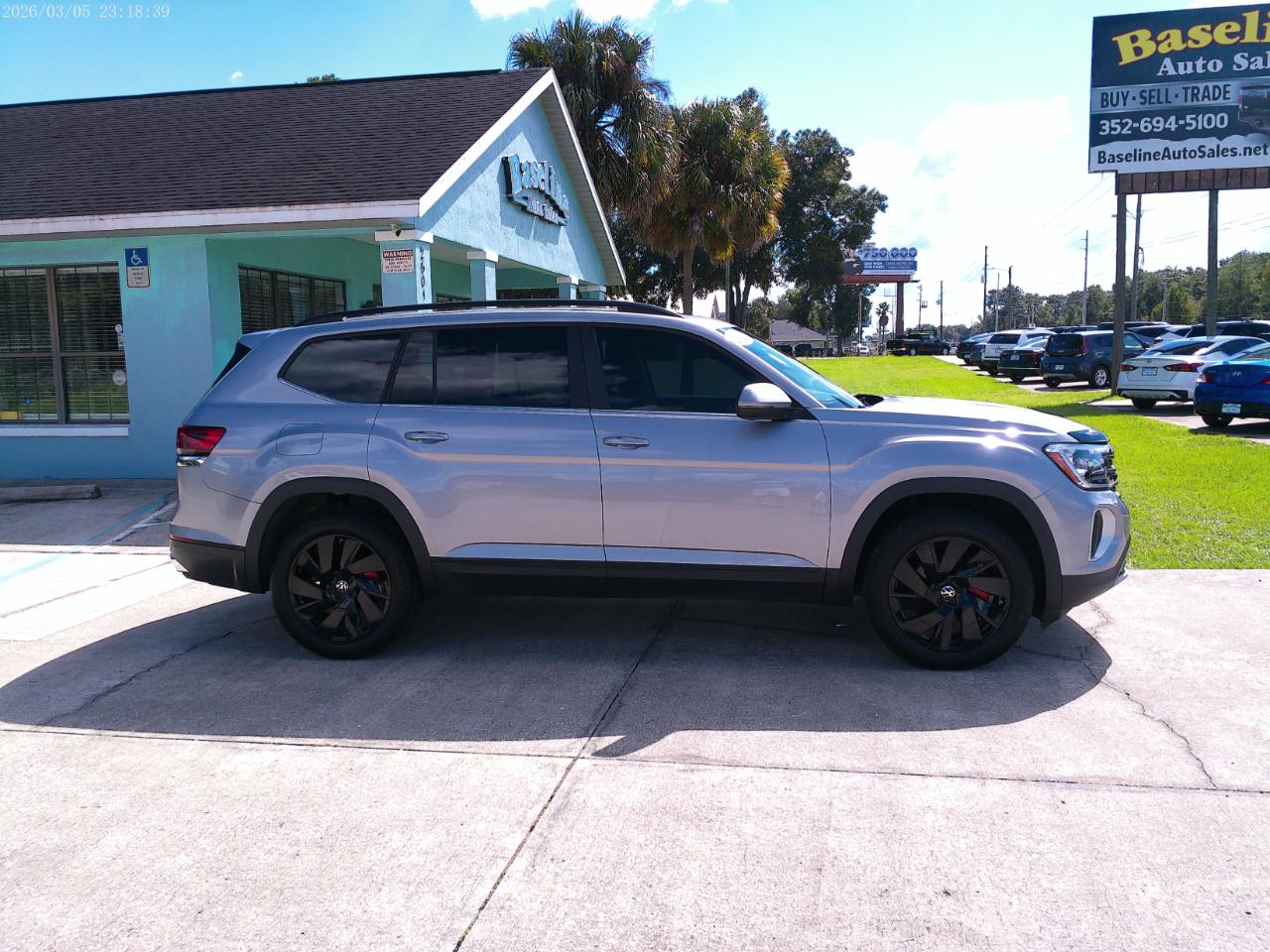 Volkswagen Atlas SE w/Technology 2025