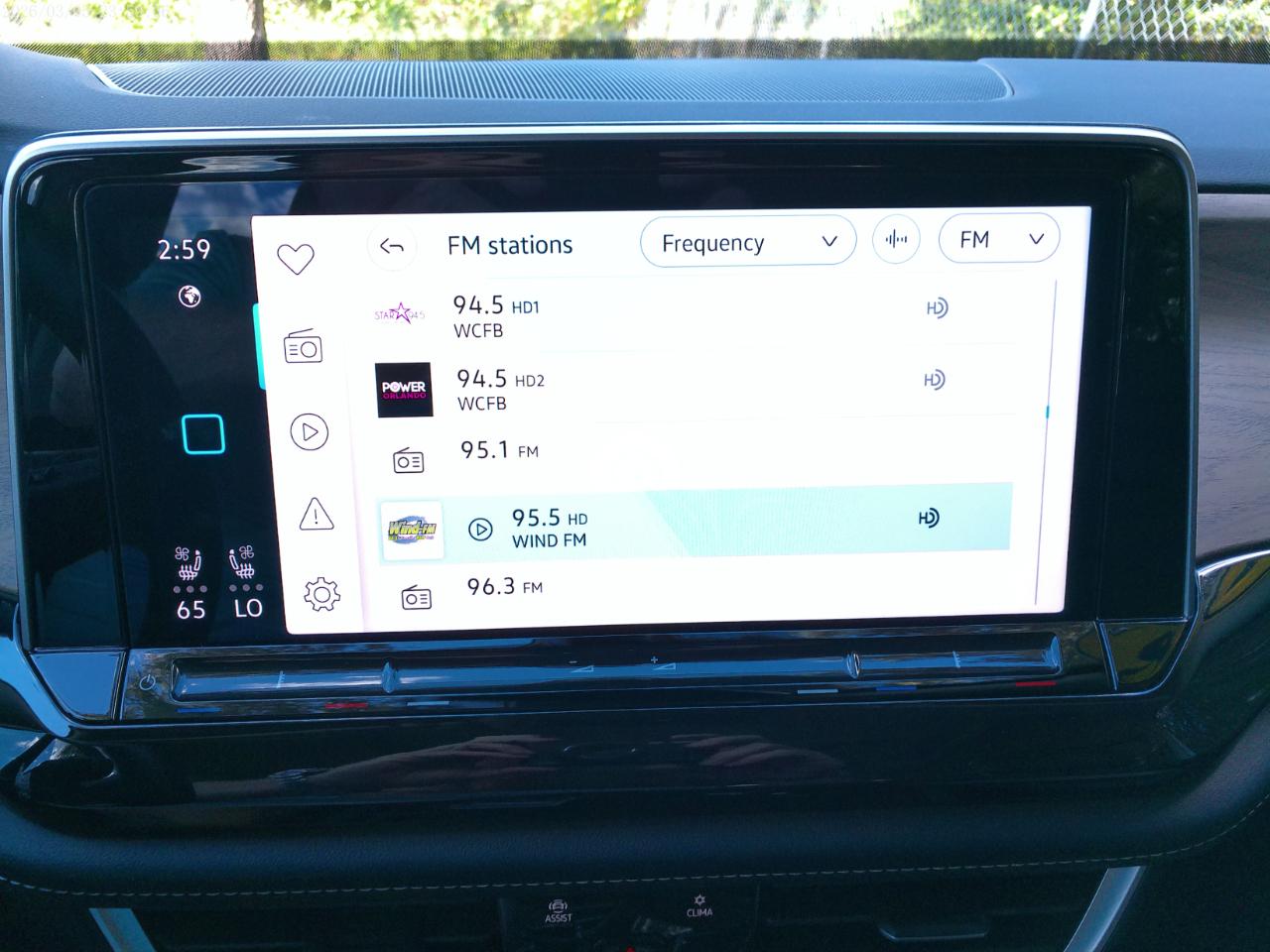 Volkswagen Atlas SE w/Technology 2025
