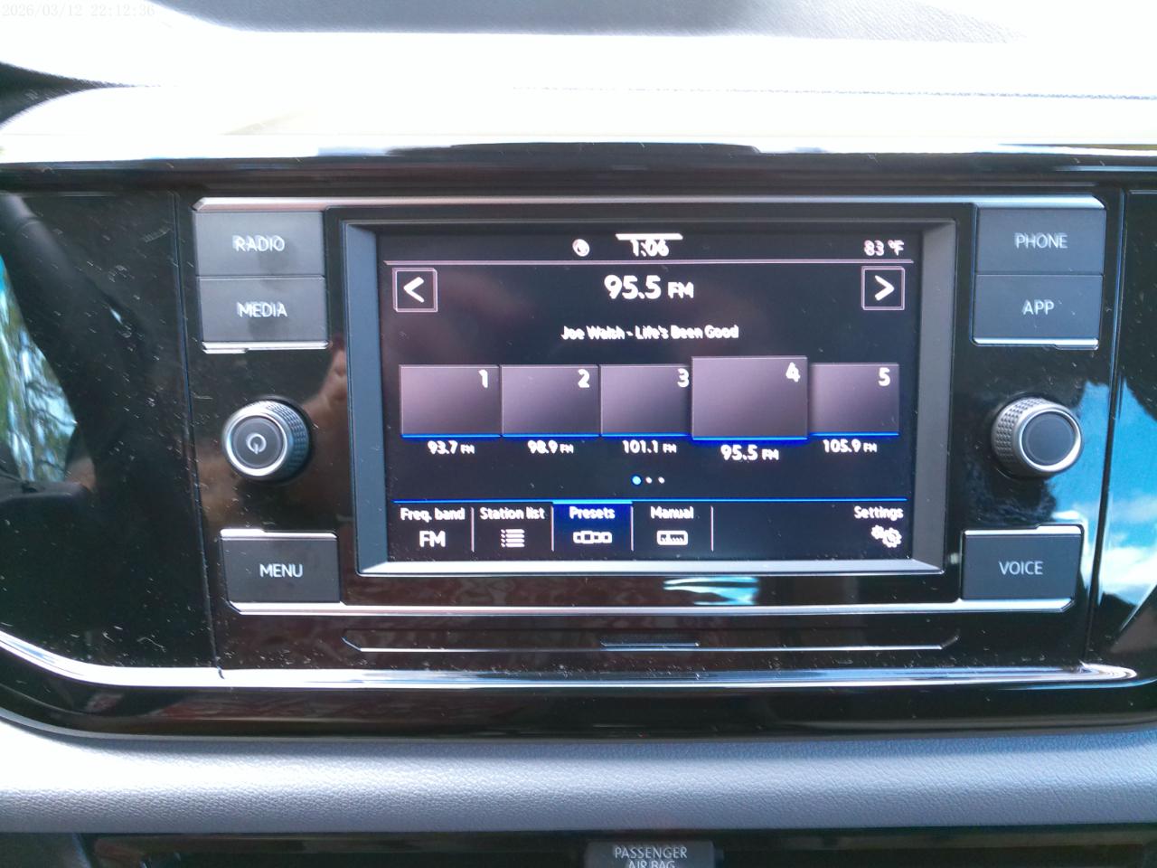 Volkswagen Taos S 2023