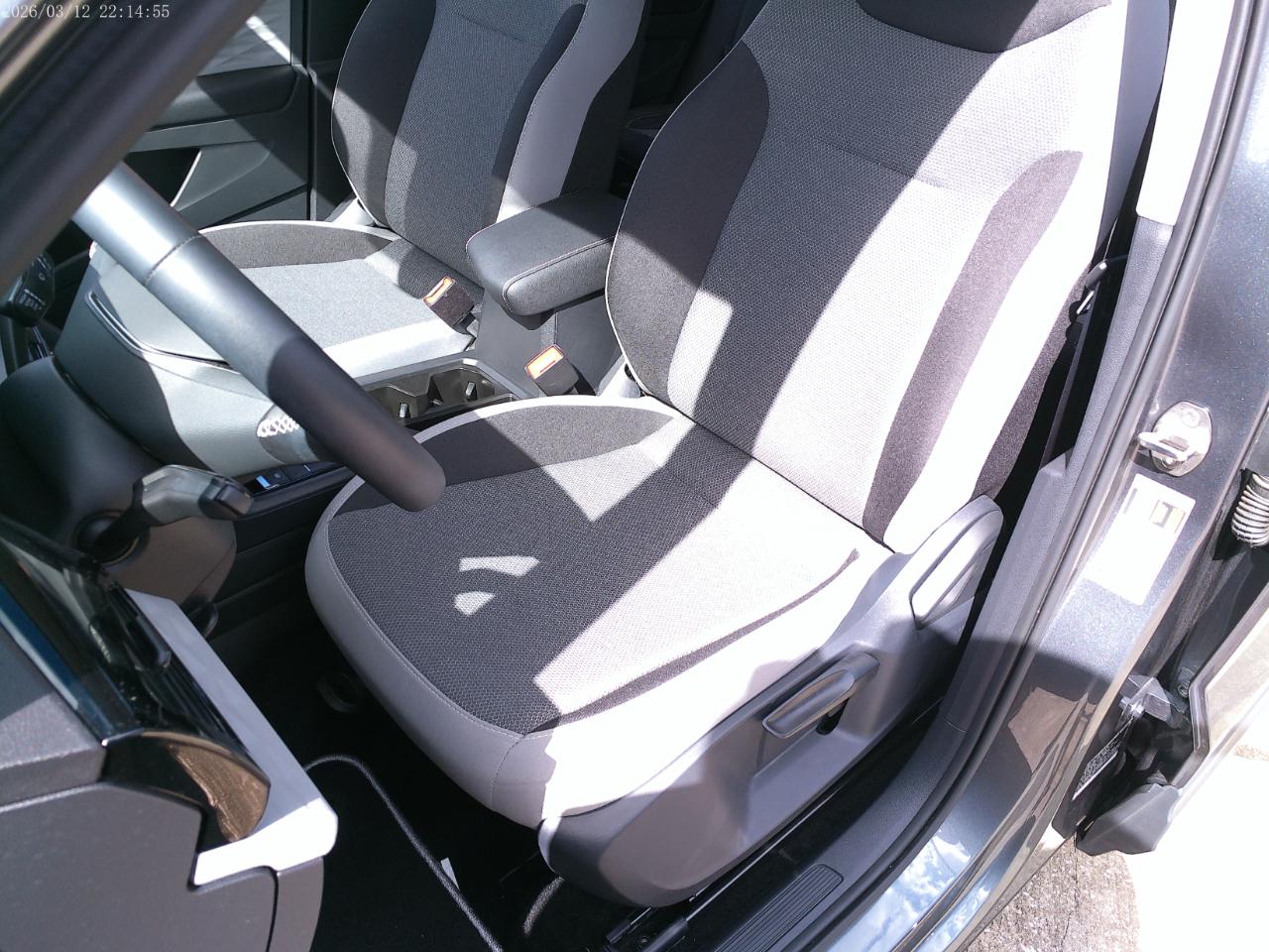 Volkswagen Taos S 2023