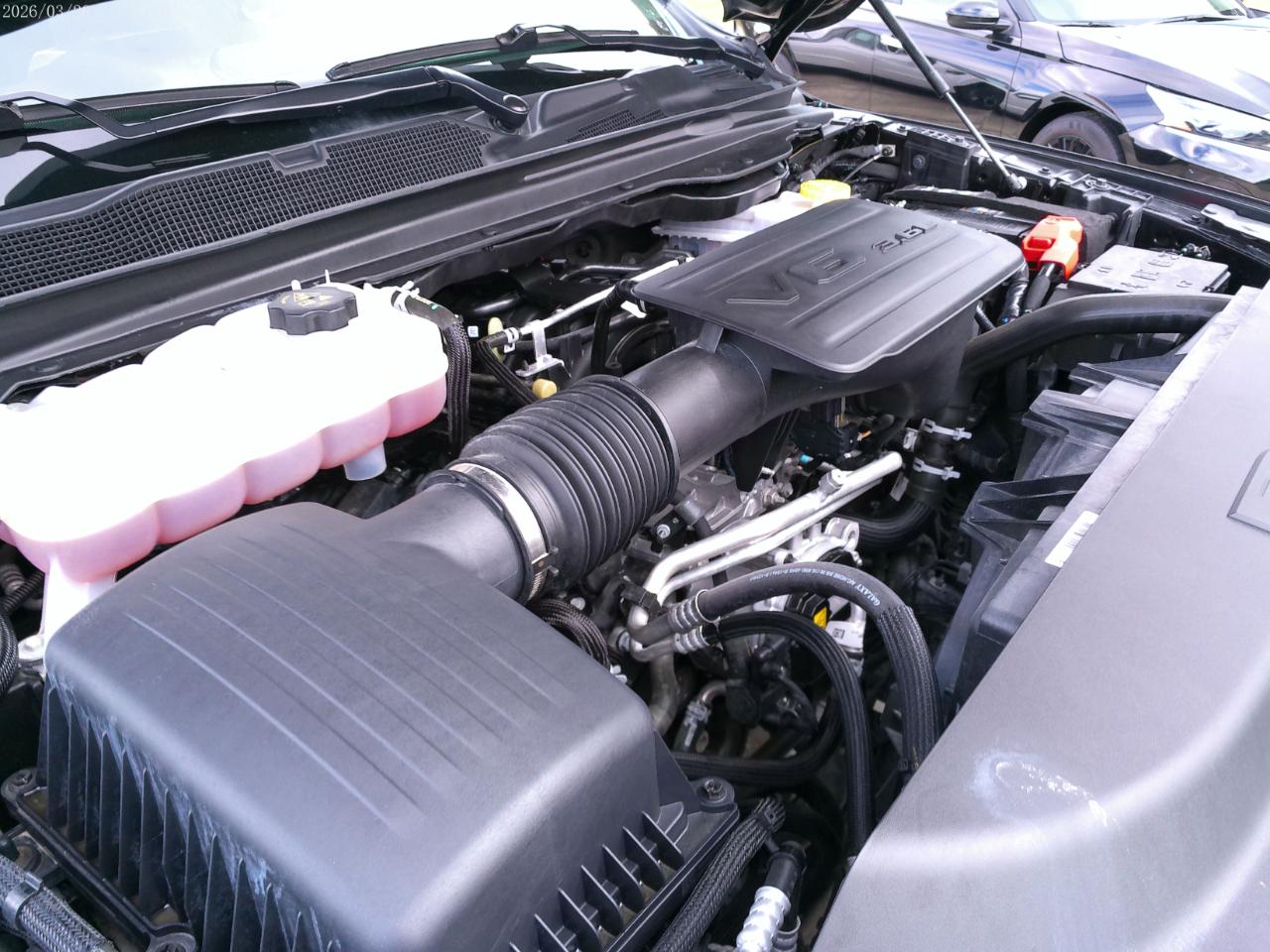 RAM 1500 Express 4x4 Crew Cab 5'7" Box 2025