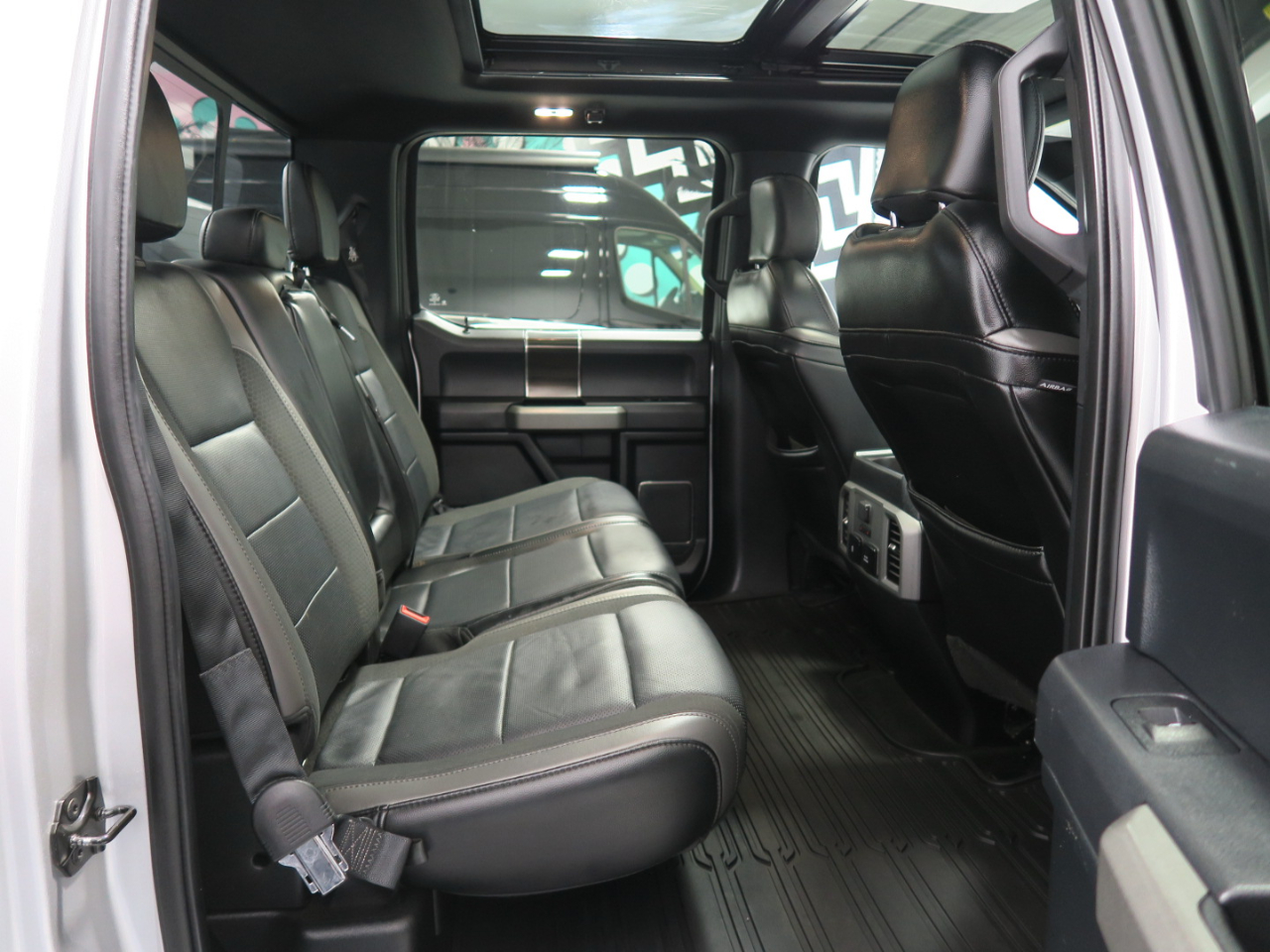 Ford F-150 Raptor 4WD SuperCrew 5.5' Box 2019