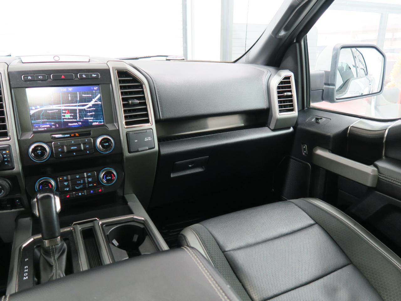 Ford F-150 Raptor 4WD SuperCrew 5.5' Box 2019