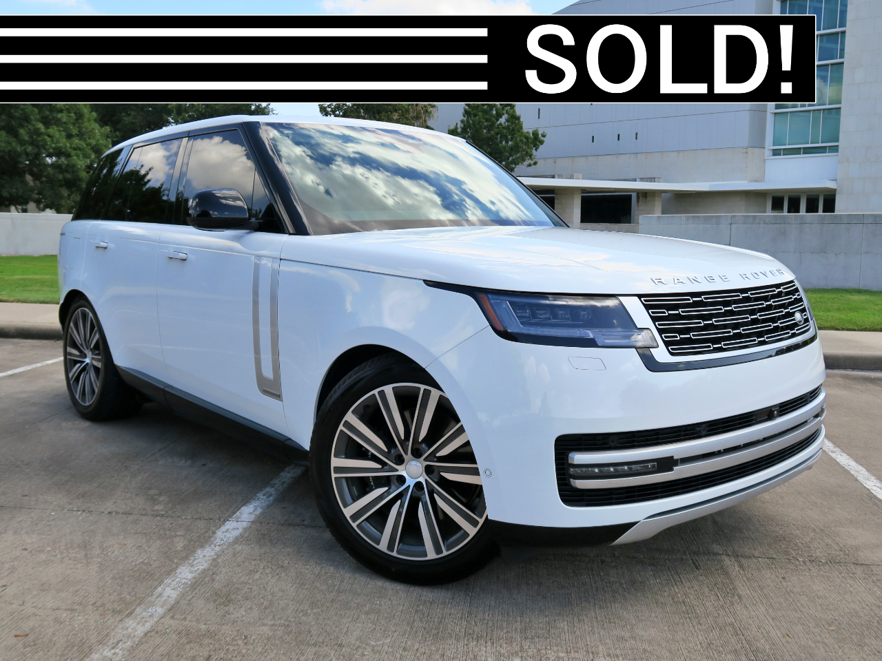 2025 Land Rover Range Rover P550e Autobiography SWB