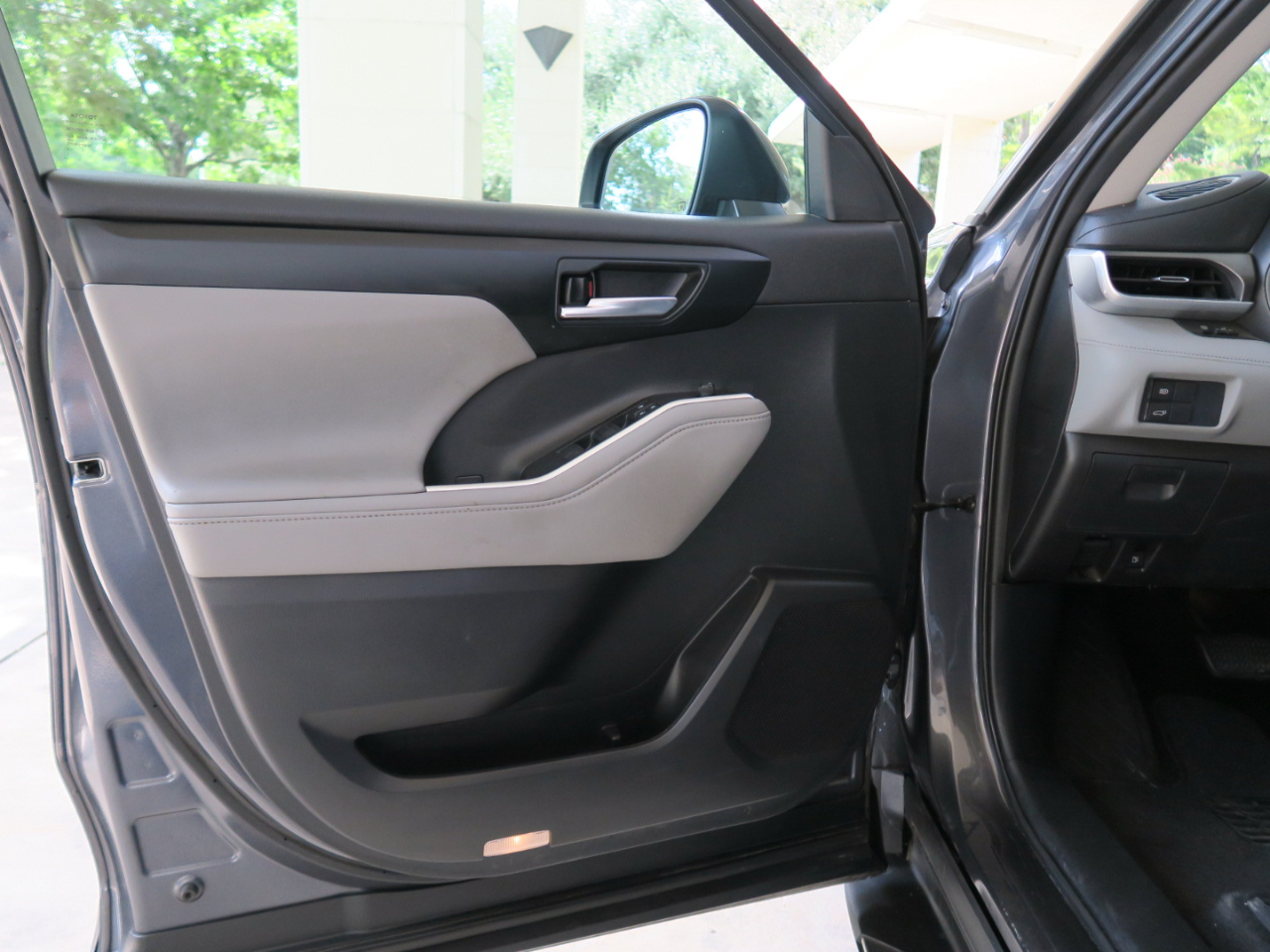 Toyota Highlander XLE FWD (Natl) 2021